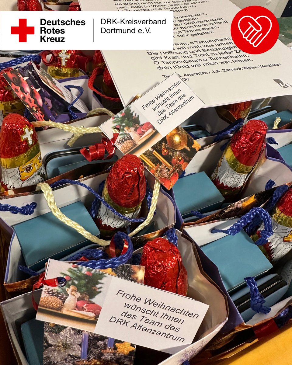Die Bewohnerinnen und Bewohner feiern gemeinsam mit dem Team des DRK-Altenzentrums in Dortmund das Weihnachtsfest🎄Die letzten Vorbereitungen der Weihnachtsengel aus dem Sozialen Dienst sind abgeschlossen🎁