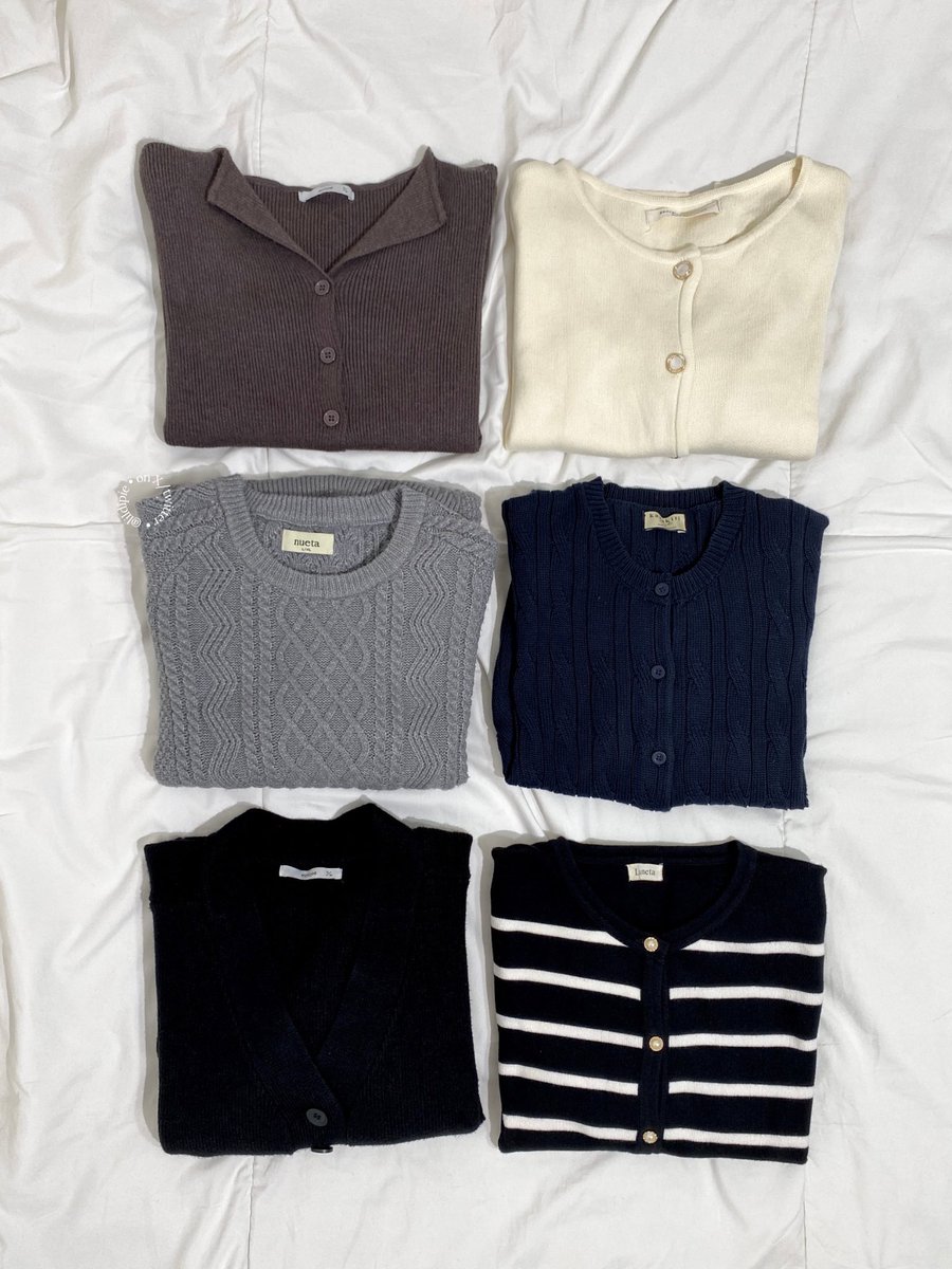 Pecinta knitwear jangan skip!!

Aku mau racunin local brand yang punya knitwear cakep! Beneran oke banget super comfy, tebel &amp; lembut🤝🏻