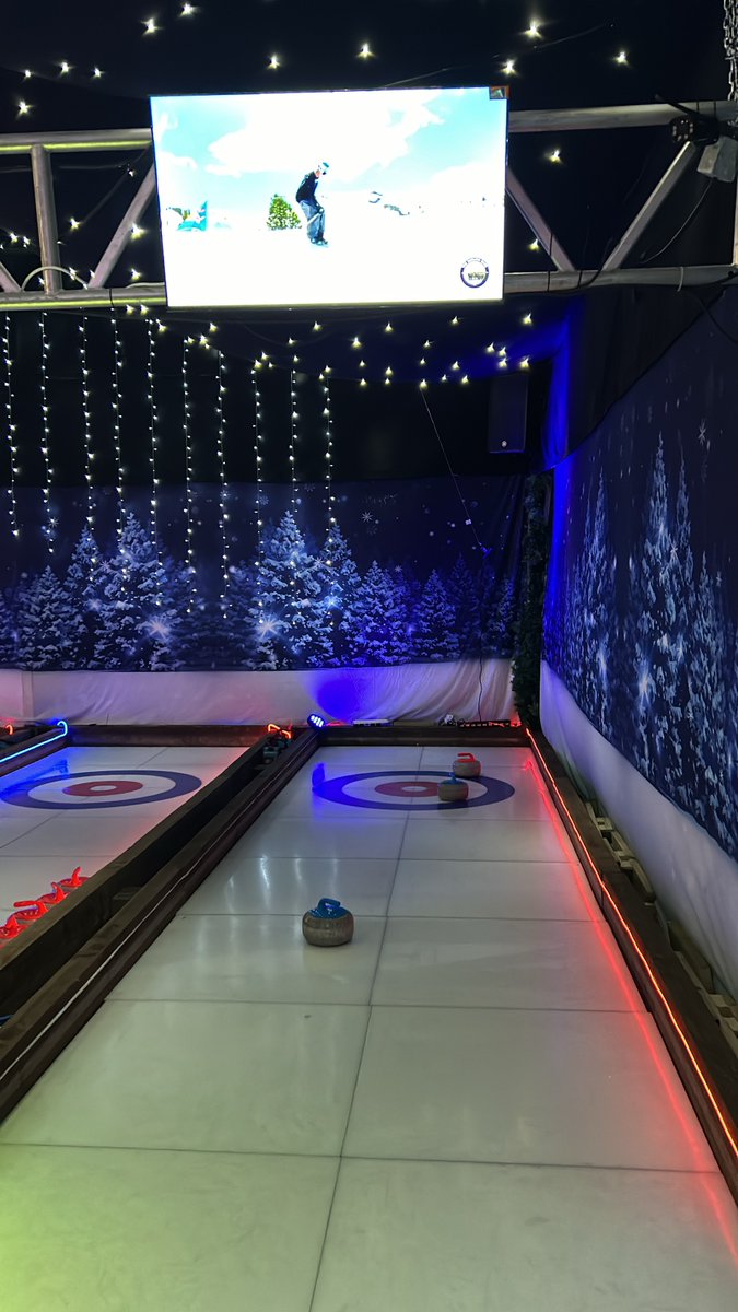 Yesterday, some of the team headed into London for our annual Christmas get together!🎄

1. A fantastic team meeting, reflecting on the past year and what’s to come in 2025!
2. Azzurro for a delicious Christmas lunch.
3. The Curling Club for some competitive fun. 

Happy Xmas!
