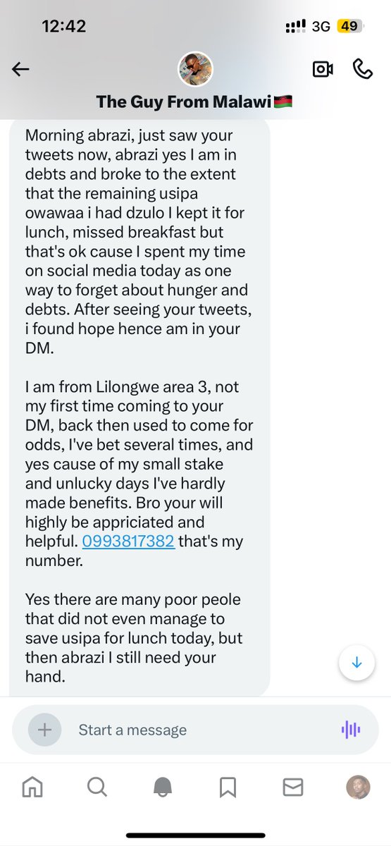 vah_valenciah's tweet image. Vuto mumatumbwa pa TL ngati muli ndi kanthu, missed breakfast missed breakfast ife titha kukudyesanitu aku Blantyre ife🤣🤣 ukati mutu ngt usipa owawa 😹😹😹😹