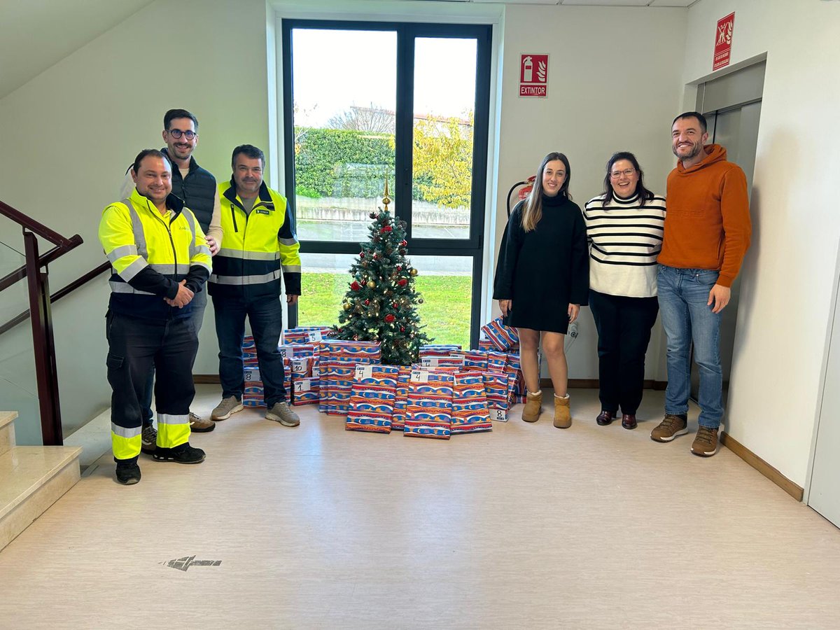 🎁🎄 A ilusión chegou a <a href="/ConBergondo/">Concello de Bergondo</a> coa entrega de xoguetes para os máis pequenos. Este Nadal, ningún nen@ sen xoguetes! 💙