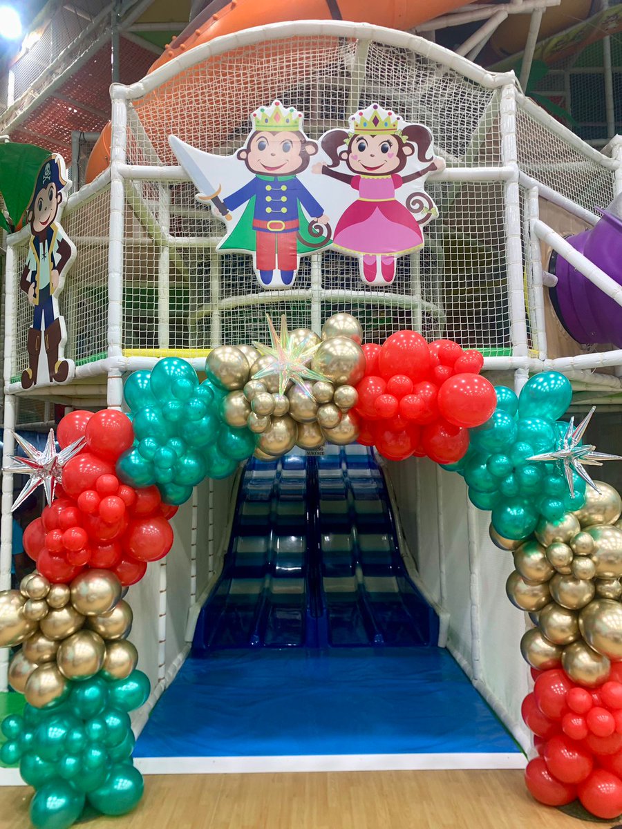 CheekyMonkeysAE's tweet photo. 🎁Feel the holiday magic in the air!❄️ Our Christmas-themed stores are ready to welcome you for a day full of joy, laughter, and festive fun!🎄 Come and celebrate the season with us!✨

#indoorsoftplay #softplayfun #CheekyMonkeysUAE https://t.co/huVolom2yH