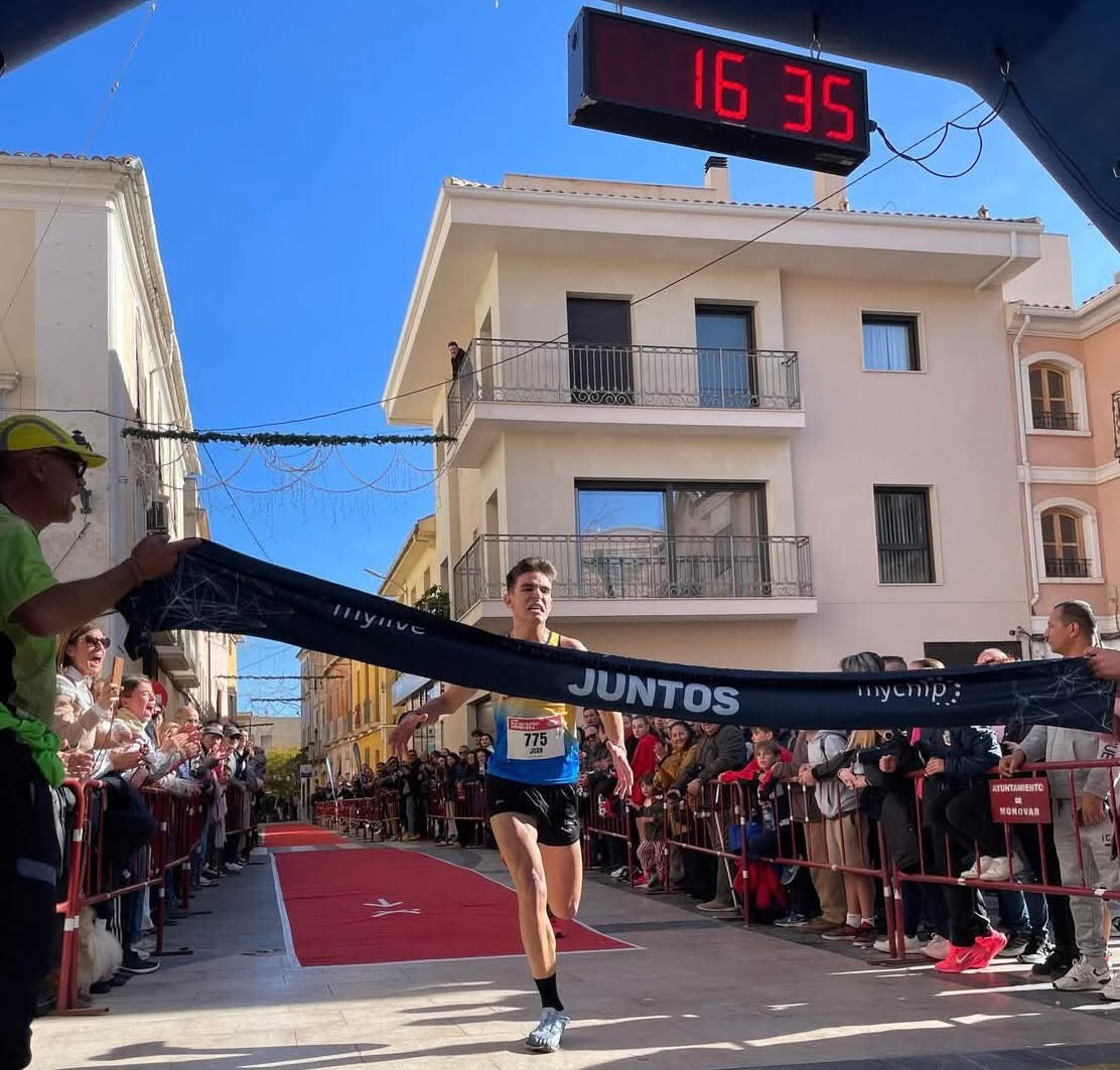 ElRecord's tweet photo. MONÓVAR DISFRUTÓ DE LA MEJOR SAN SILVESTRE DE SU HISTORIA 
https://t.co/g3M98L8gKQ

#sansilvestre #Monovar #monovera #atletismo https://t.co/kn1RwryLKT