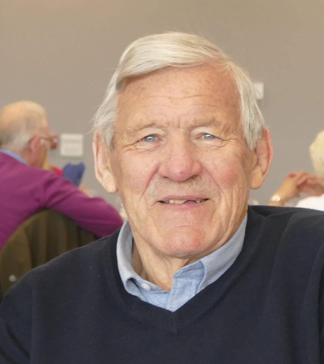 TrinityHeritage's tweet image. Some great Xmas news..

Neil Fox had a stroke a few weeks ago after luncheon club … in Pinderfields for a few weeks with a few worries … but he’s been discharged today … fighting fit and back to as he was pre-stroke 🎄