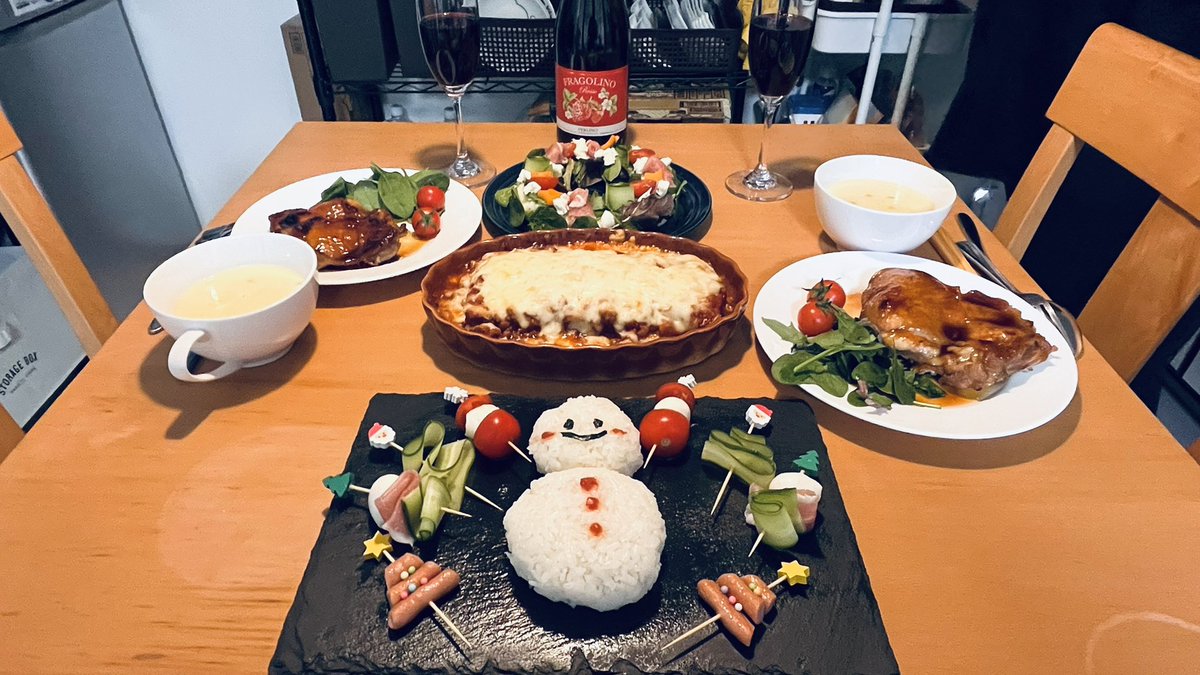BetterLifeAXELA's tweet photo. クリスマスディナー🎄 https://t.co/SQhnbZK4wp