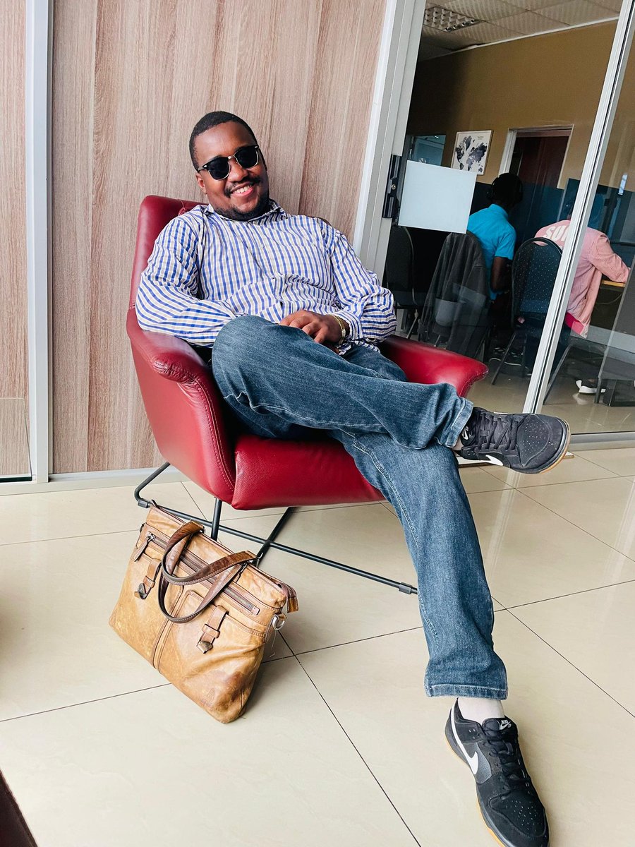 KateleJ's tweet image. Otherwise ma Chinese ba palaula 😅