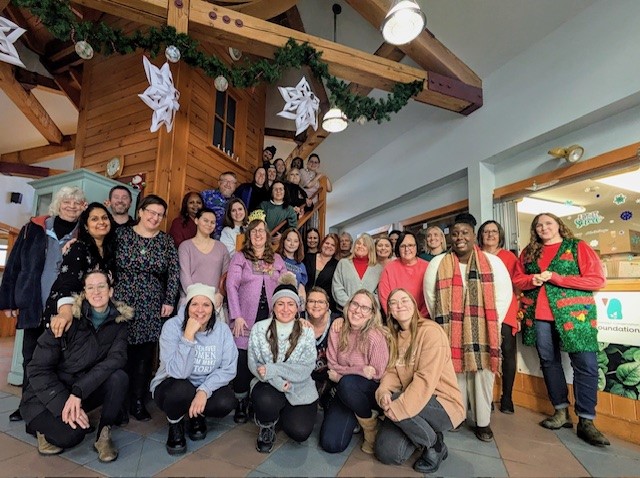 resolvEDmurphy's tweet image. Resolve Counselling Services would like to wish you a Merry Christmas and the very best of the holiday season.
