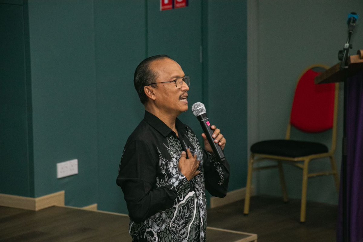 Mitasauitm's tweet photo. Pada 19 Disember 2024, Presiden MITASA telah menyampaikan taklimat berkaitan MITASA di Kolej Pengajian Alam Bina di Majlis An Afternoon with AVC of College of Built Environment, UiTM. https://t.co/0edLSzMcyw