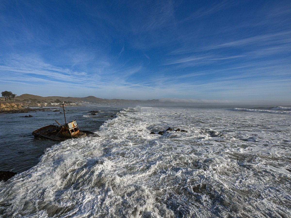 PGE_John's tweet image. Since 1991, I’ve been forecasting waves along the Central Coast, and this recent swell event was the longest period/wavelength I’ve ever witnessed. The waves were heavy, breaking with incredible force. I captured these photos at Estero Bluffs State Park on Monday, December 23.…
