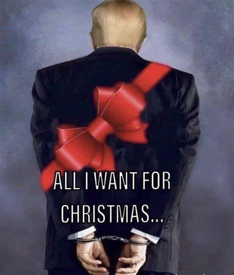 Damaan4u33's tweet photo. Who agrees it would be the best Christmas present ever? 🙋‍♀️🙋🙋‍♂️ https://t.co/9WmSgkI41y
