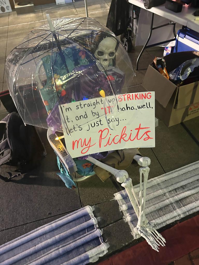 How it started/how it's going
#strikemas