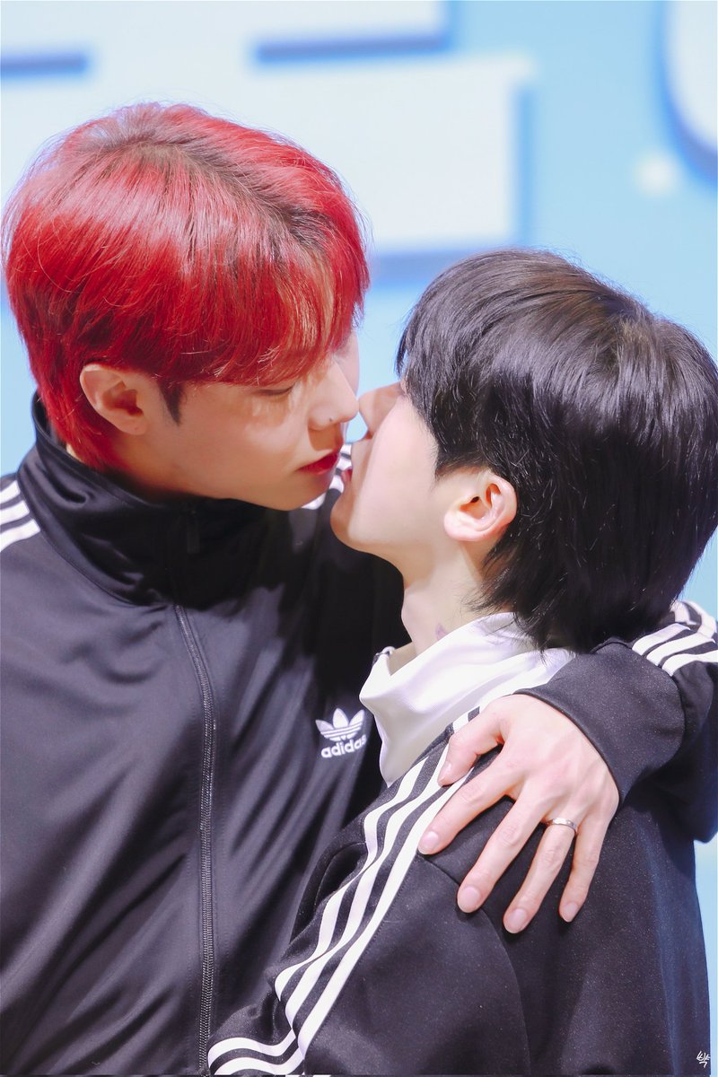950516__'s tweet photo. 이쁘단 말 밖에..

#게이커플 #준성호 #junseongho #HisMan2 https://t.co/zTME42Fawx