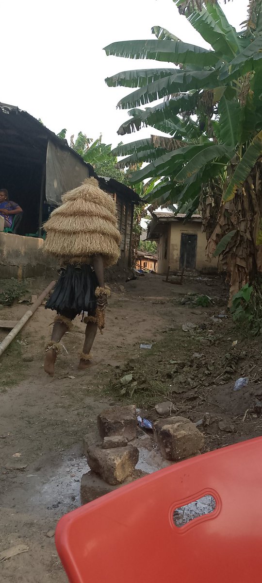 PriestEmperor's tweet photo. #Ekpo caught wanted
#Ekpo going for #Execution
#Followers follow
#EzeEkpo and #Mehn passing charges
#Ibom
#Arochukwu https://t.co/w4A9oxkNi9