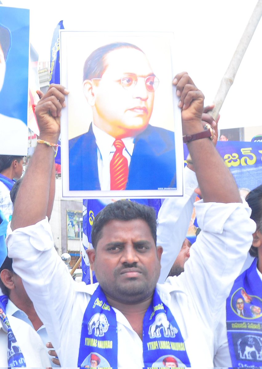 SateeshN10's tweet photo. #BSP
#Mayavathi
#Khammam
@Amitshah
Babadaheb hamara bhagvan 💙🙏
Jai BSP 🐘 Jai Bhim ✊ Jai Bharat 🇮🇳 https://t.co/xOEYHFc3Nf