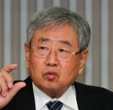 애들아. 이 인간이 누구인줄 아니.
고문기술자 이근안. 남영동 에서
수백명의 사람을 간첩이라 누명씌우고 각종 고문으로 사람죽인 인간.
근데 공효시효말료로 지금도 잘
살고 있어. 말이 돼?
이런 인간들이 공통적으로 하는 말.
다 위에서 시켜서 했다
사직.파면이 아니라 사형시켜야
하는 이유야.꼭