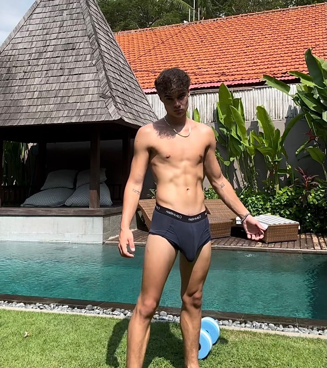 Collier_Justin's tweet image. Say yes if you are a Bttm