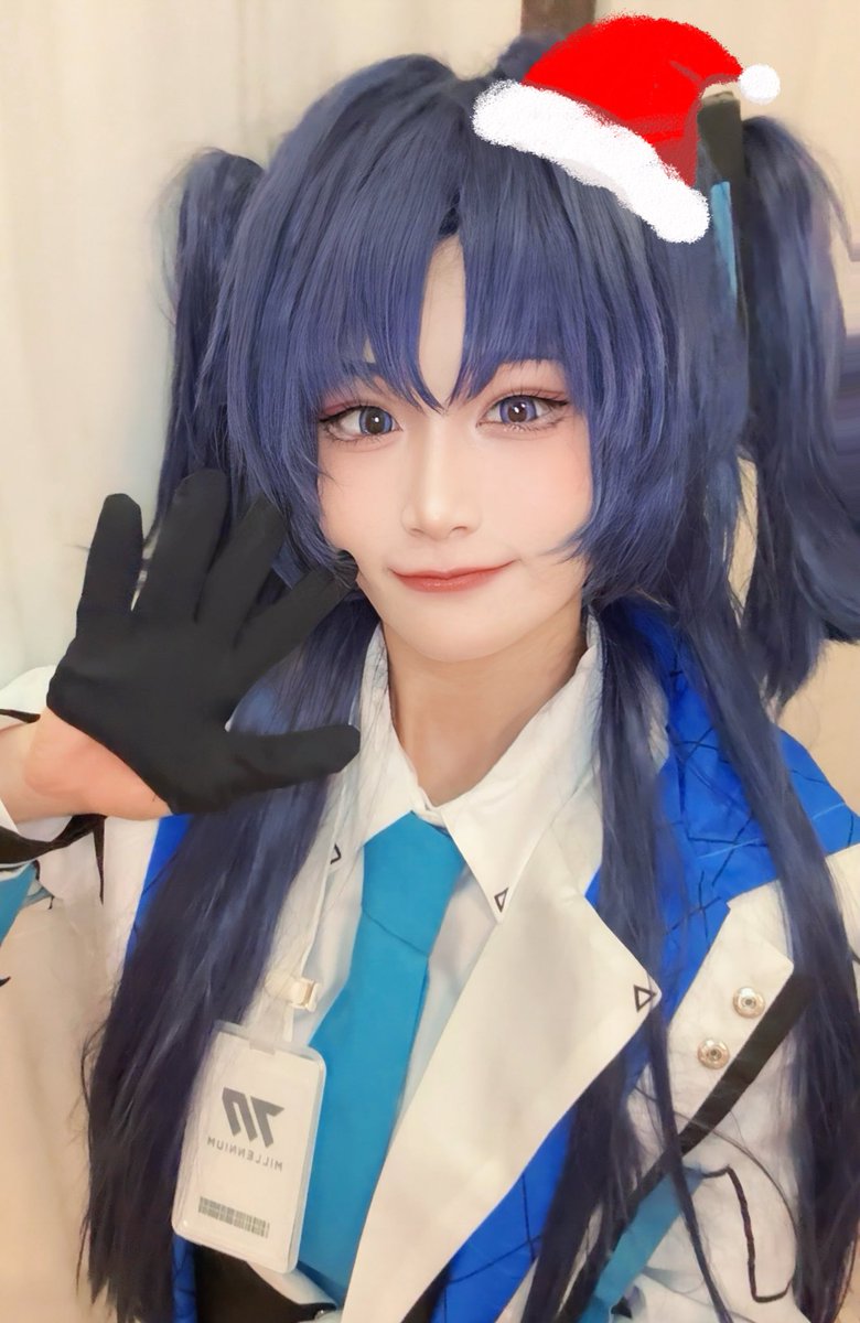 na_maru_7's tweet photo. ⚠︎︎Cosplay

ブルアカ 早瀬ユウカ

先生っ！ハッピーメリークリスマス！ですよ！☃❄ https://t.co/KjFf1X7md5