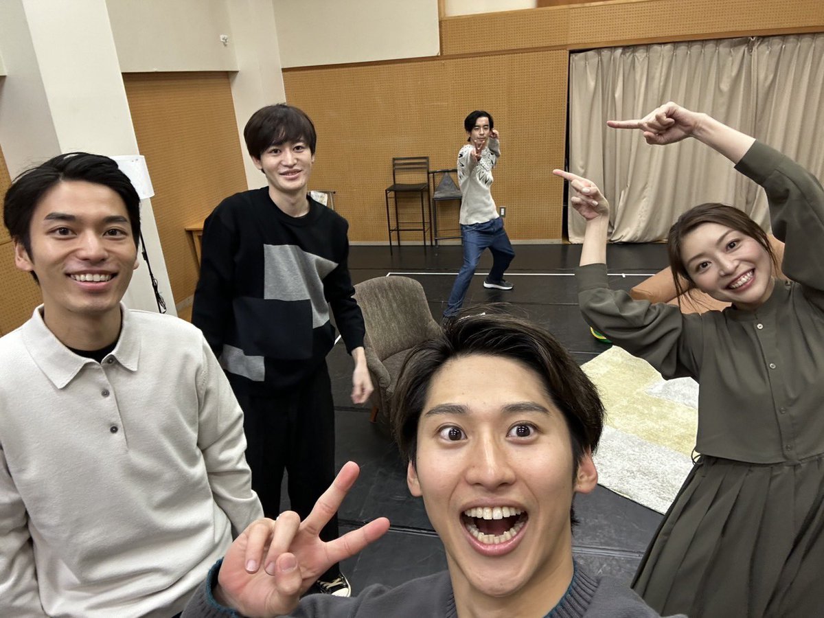 chikappoiuchida's tweet image. #serialnumber 12
『#yesmeansyes』

稽古があまりにも充実している。
毎朝台本を読み、稽古場でみんなでディスカッションをして、その上で台詞を発し日々進化と深化を感じ、帰宅後また台本に向き合う幸せ、な日々。
台詞の量は過去一だけど、うっかりポスト忘れてしまうくらい、幸せ。