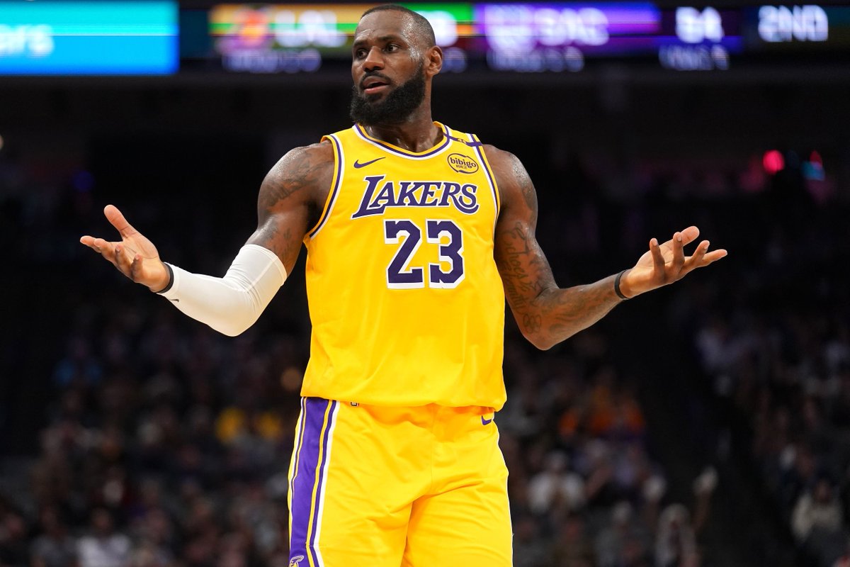 LakersDailyCom's tweet image. The Lakers shot 54.1 percent from the field and 46.7 percent from deep against the Pistons...and still lost.