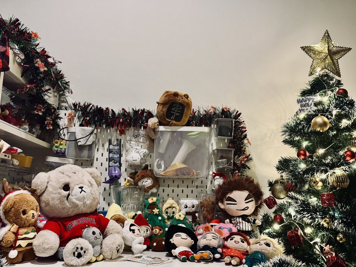 mmilo_2's tweet photo. Merry Christmas Eve 🎄🎅🏼
#NCT #GOT7 #RIIZE #PROXIE #CAREBARE #Christmas #MerryChristmas https://t.co/beIuXbwD5D