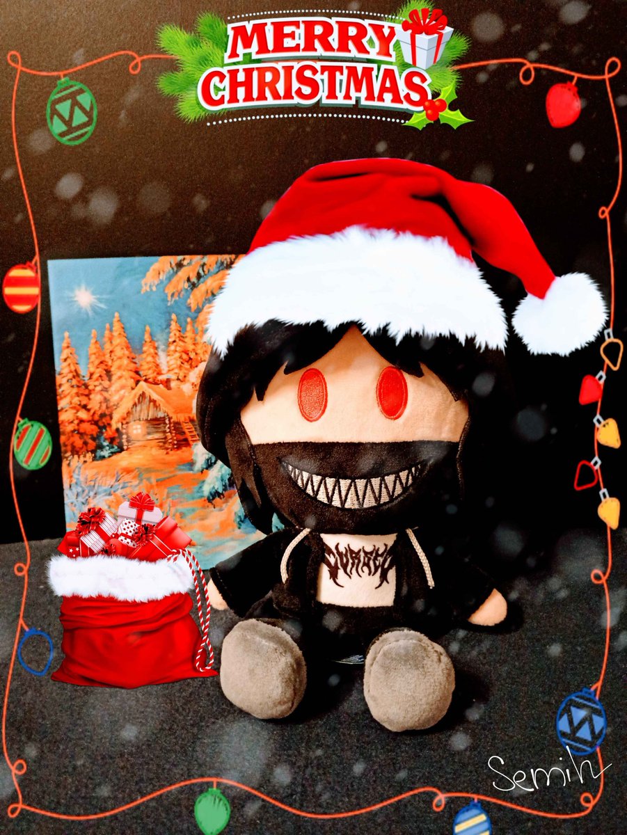 Semih_Roblox's tweet image. Merry Christmas (Eve) everyone!😄🎄