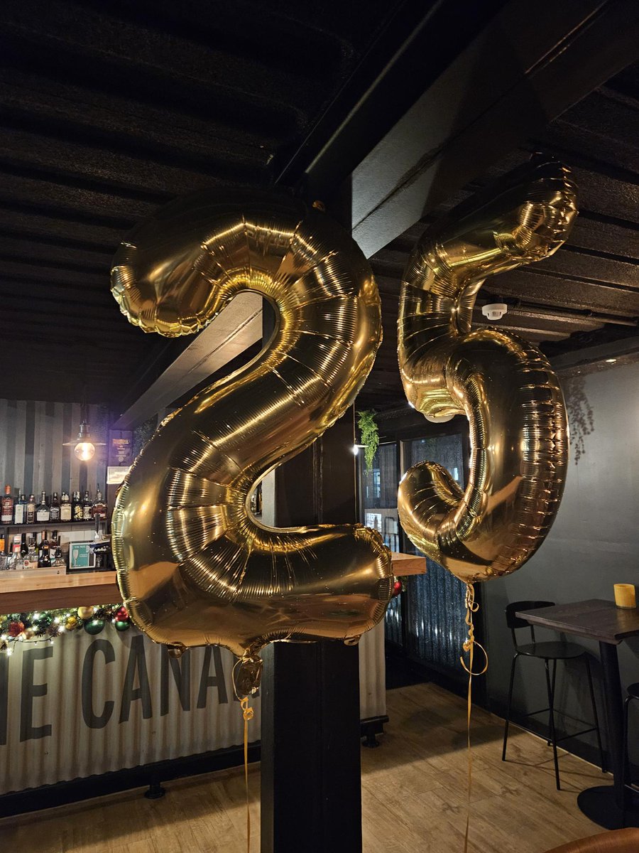 AnimoPR's tweet image. Out of Office's are on and off go the laptops as we put our feet up to enjoy the company’s 25th Christmas. 

It’s been a brilliantly busy year and 2025 is shaping up to be another exciting one.

Wishing all our friends and colleagues a very Merry Christmas and Happy New Year.