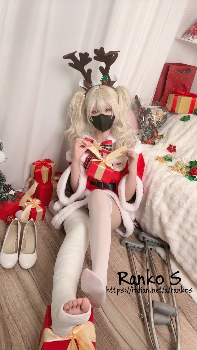 RankoS422923's tweet photo. Barbara wish you a Merry Chrismas in plaster cast~ https://t.co/2br2NkwdZZ