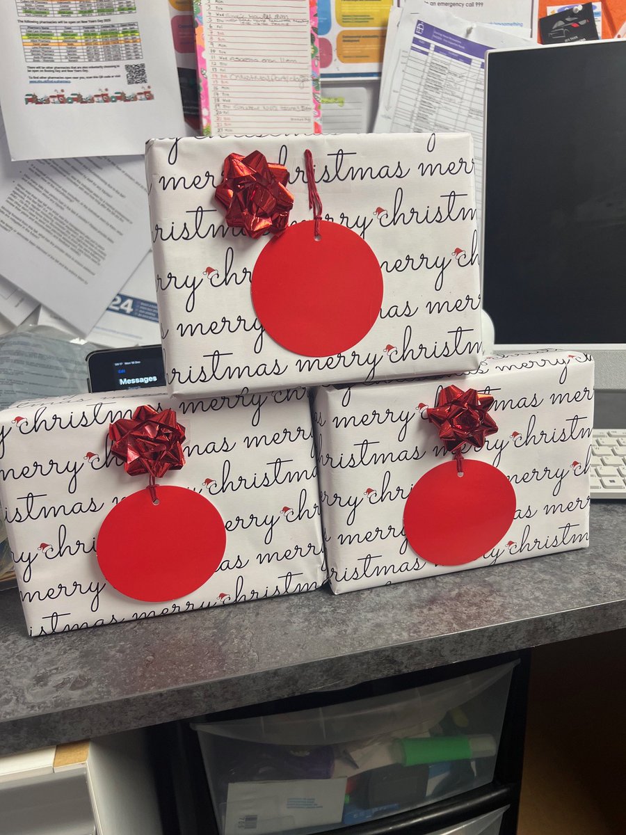 ARMSCARE's tweet photo. Thank you for our lovely goodies this Christmas, our staff are very grateful🥰❤️🎁@NAPAlivinglife #ThankYou https://t.co/xtFR1xnijW