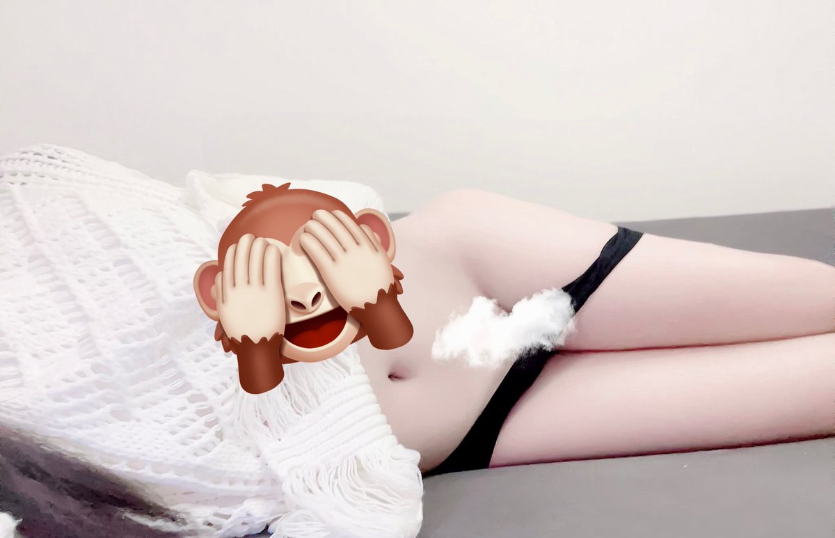 wu12525's tweet photo. 一緒に寝る？ https://t.co/m9UJiVYwej