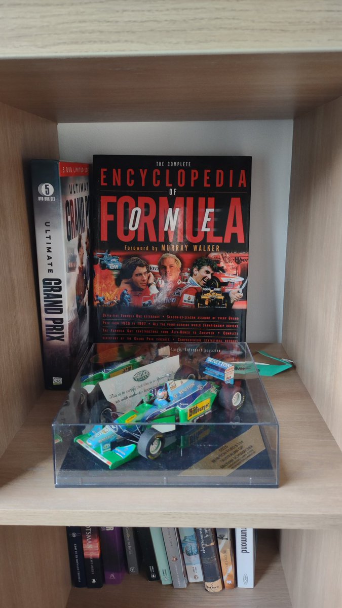 mrchrisgopher's tweet image. You've got a square of my new cabinet @HillF1 . I couldn't let @schumacher go unnoticed either #f1 #f11994