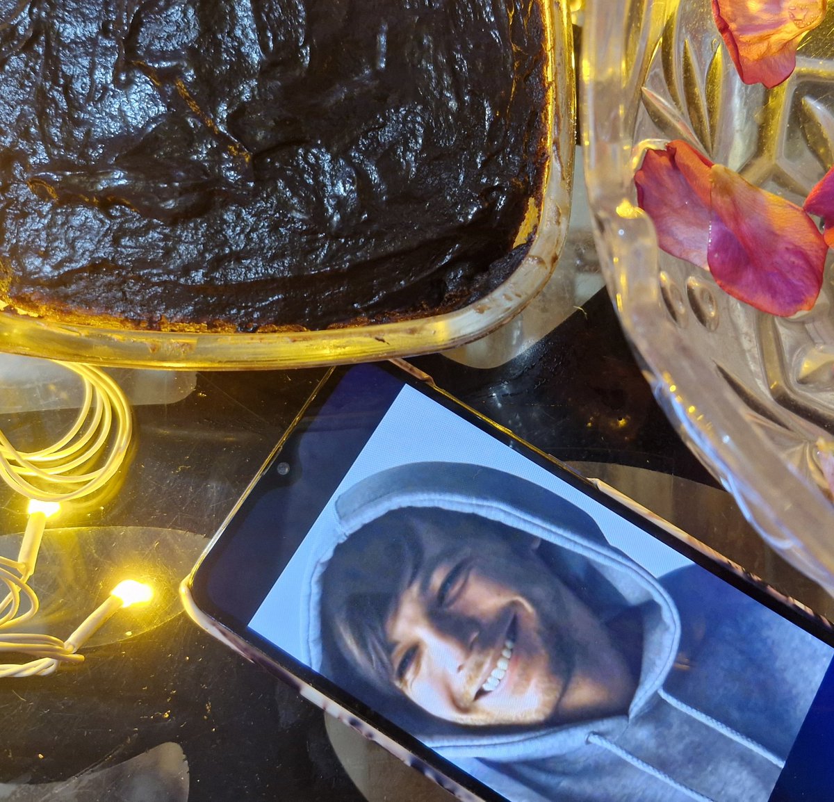 fearlessx1d's tweet photo. Celebrating boyfriend's birthday 🥺
#Louis33 #HappyBirthdayLouis https://t.co/3NPESfc6pC