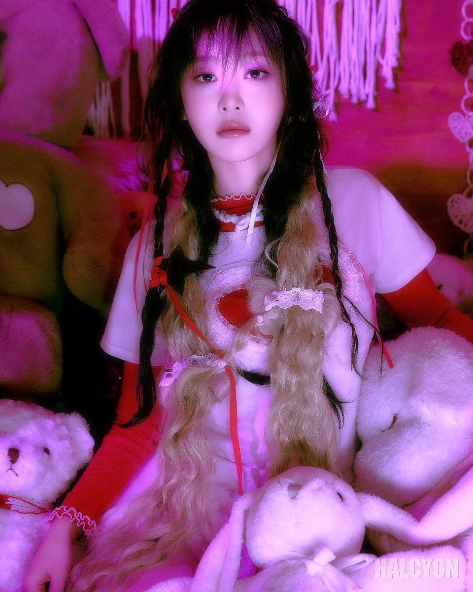 yvepics's tweet photo. yves for halcyon magazine https://t.co/n6BPFJDco7