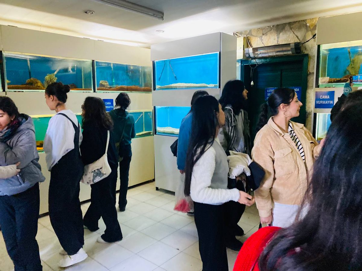GSB_AydinGM's tweet photo. Gönüllü gençlerimizle birlikte Nazilli ilçemizde bulunan Sümer Park Hayvanat Bahçesini ziyaret ettik. https://t.co/02IyBq9f4e