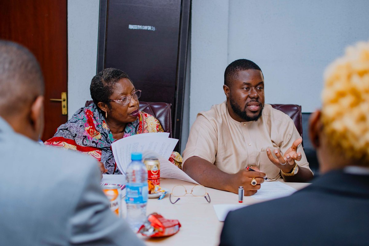 BabaAgba_'s tweet image. On the sidelines of the Zuma International Film Festival, @Fmactce_Nigeria and NFC hosted a delegation from Jamaica to discuss a draft Audiovisual Agreement.

It was a privilege to contribute to these discussions that will pave the way for exciting collaborations.

#fmactce #film