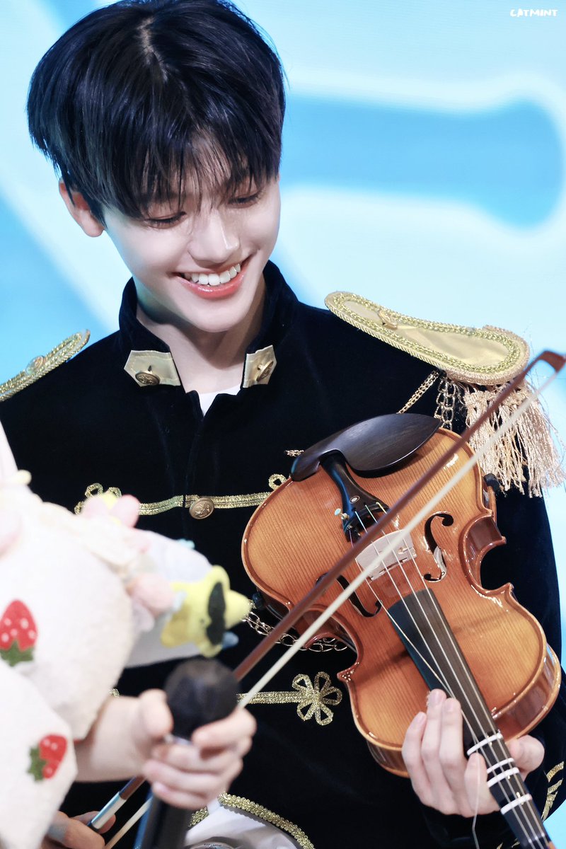 CATMINT_0813's tweet image. 241222 위드뮤 대면

#재민 #JAEMIN #ジェミン
#NCTDREAM #NCT