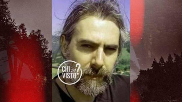 chilhavistorai3's tweet photo. Cosa è successo a Paolo Sigurtà? Doveva festeggiare la vigilia di Natale con alcuni amici a #Corbetta (#Milano) il #24dicembre di otto anni fa, ma non si è mai presentato e da allora è scomparso. Qualcuno ha informazioni utili?
#chilhavisto→ https://t.co/hA6SNqFuPD https://t.co/xybIlyTOcW