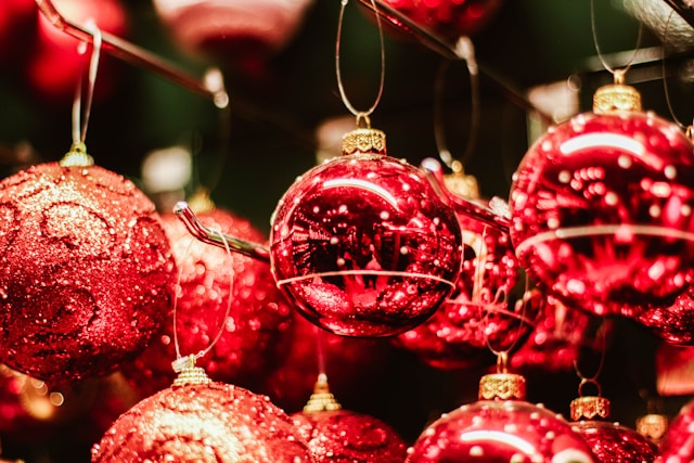 trianglepr's tweet image. Wishing a very merry Christmas and a joyful 2025 to all our wonderful clients -  present, past and future. 🎄 🥂 🎆

Have a good one! 🔻

#Christmas