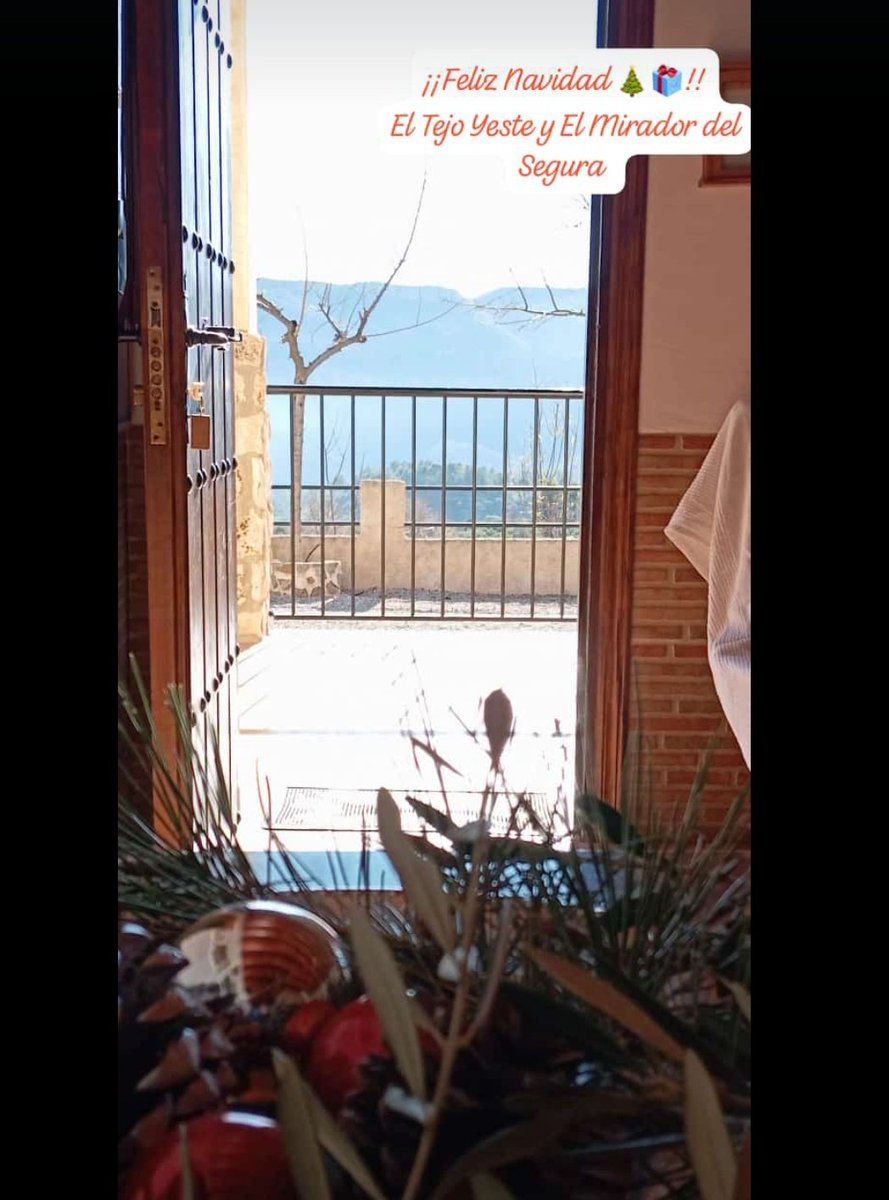 #FelizNavidad  a todo el mundo🥳😘 #casasrurales #Yeste #Albacete #Turismo #vacaciones