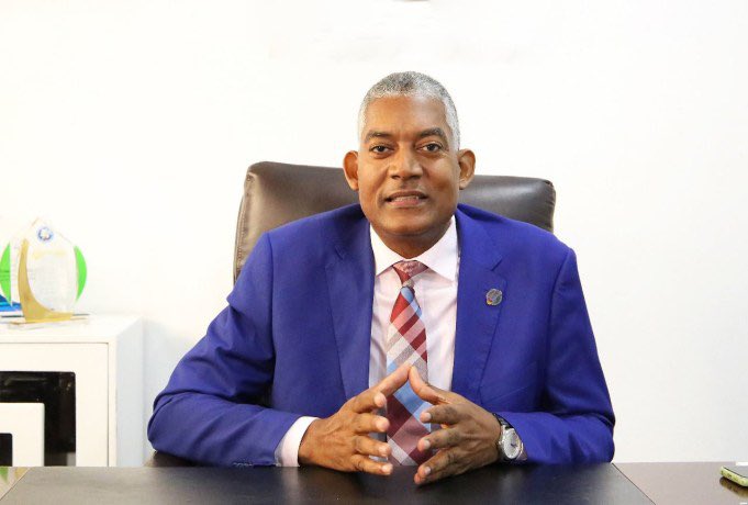 elnuevodiariord's tweet photo. 🗣️¡Llamado!👨‍👩‍👦‍👦

El presidente del Consejo Nacional de Unidad Evangélica (@coduerd), #FelicianoLacen, llamó a la población dominicana a actuar con prudencia y moderación durante la celebración de Nochebuena y el feriado de Navidad.

#ElNuevoDiarioRD #Poblacion #Moderacion #Nochebuena