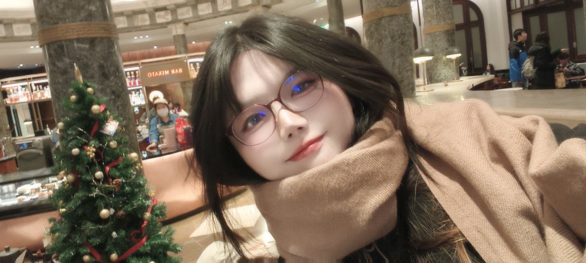 生日快乐  永远十八岁！