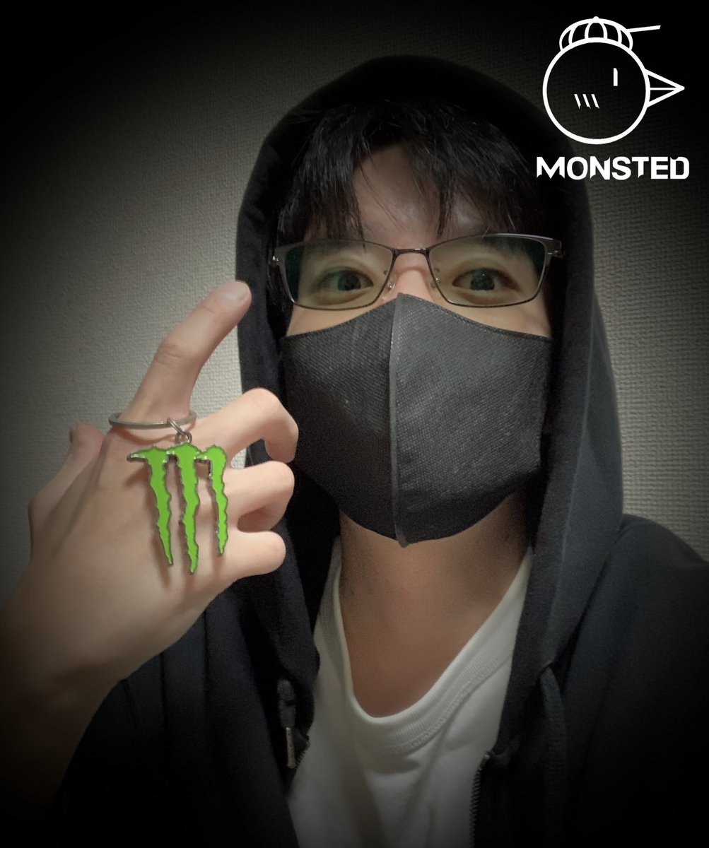 MONSTED13's tweet image. みんな久しぶり〜！！
新曲をこのタイミングでブチ込むぜ！🔥
今夜は踊り狂うぞ‼︎🔥💀🐤😈
#MONSTED