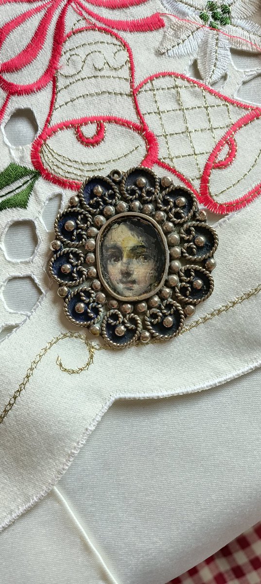 DebsGreenJones2's tweet image. Deb&apos;s Daily Brontë 
Seems fitting to post this as I bought it because it put me in mind of a very young Emily Brontë. What a sad Christmas it must have been in The Parsonage that year . #EmilyBrontë #Howarth