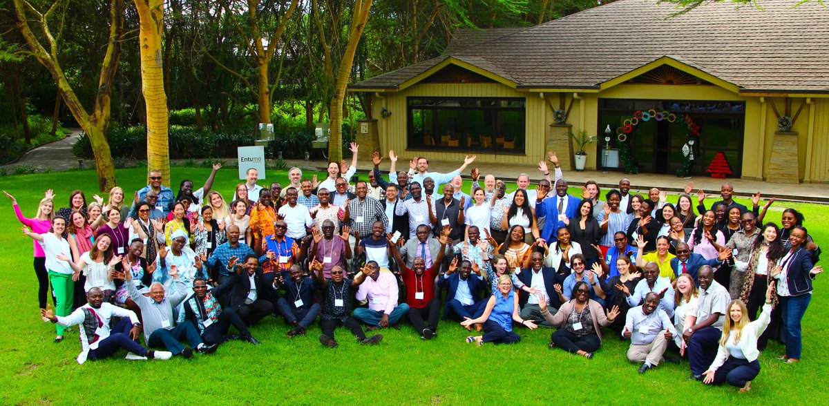 From all of us to our many colleagues, partners, and friends in the global #malaria community: Warm wishes for a happy holiday season. Looking forward to continued collaboration in 2025.