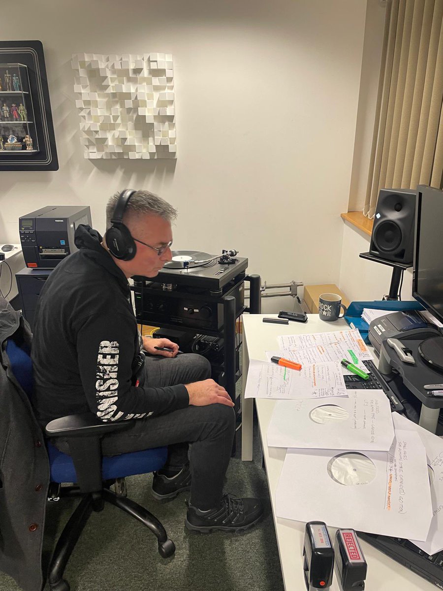 Small Faces tweet media