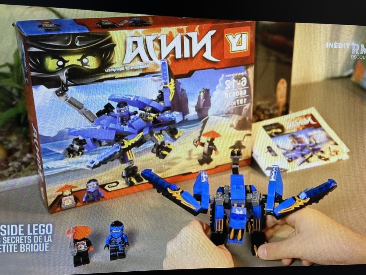 D’ailleurs <a href="/Brickmitri/">Dimitri</a> <a href="/hothbricks/">hothbricks</a> dans le reportage de Rmc, ils ont vraiment mis un faux set Lego Ninja (pas go) ?! On est à quel degré d’amateurisme? 😂 la marque LY set 680038 😂 <a href="/RMCDecouverte/">RMC Découverte</a> <a href="/LEGO_Group/">LEGO</a> (vers 10min)