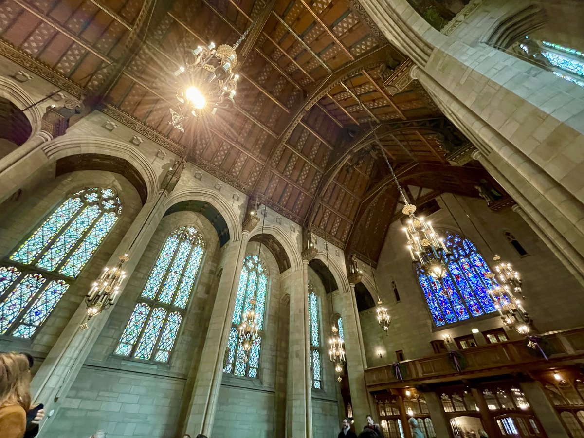JohnRDallasJr's tweet photo. Where do you go to ensure your thinking soars? On #ChristmasEve and Sundays since 1999, @FourthChicago relaunches skyward my #thinkingness. Here thousands of minds liftoff each week—sometimes for their first flight with guided #metacognition’s propulsion elevating #ReasonedFaith. https://t.co/vZJn9J4U7K