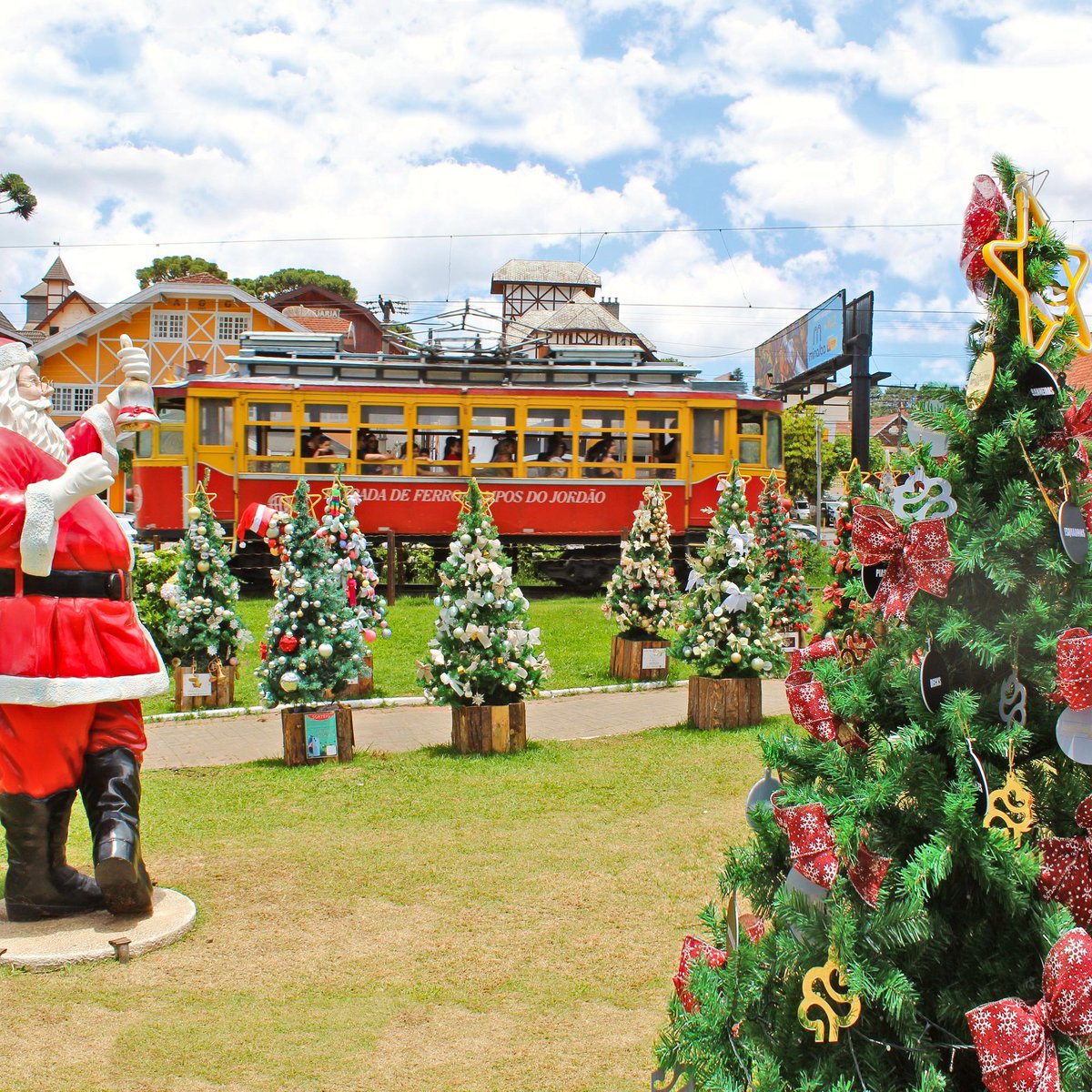 efcj1914's tweet photo. Desejamos um feliz Natal, com muita alegria, para os nossos colaboradores, passageiros e pra quem acompanha a Estrada de Ferro Campos do Jordão nas redes sociais 🎄🎅🚃.
#natal #FelizNatal #efcj #EstradadeFerroCamposdoJordão https://t.co/a4w0j8fsum