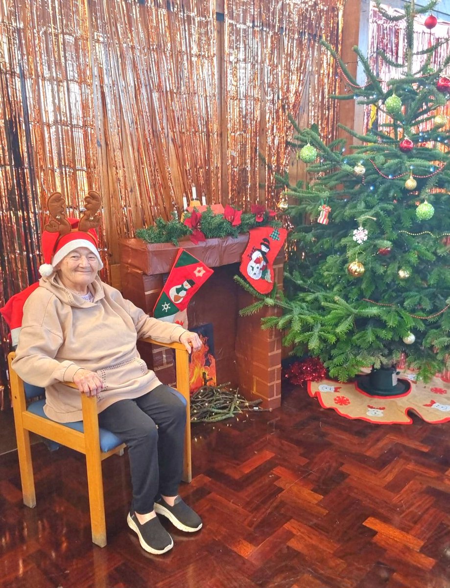 𝗖𝗵𝗿𝗶𝘀𝘁𝗺𝗮𝘀 𝗪𝗿𝗮𝗽𝗽𝗶𝗻𝗴 👋💚❤️🙌

We are now closed for Christmas, reopening on Thursday the 2nd of January 2025 👋🧓

Wishing all our service users, staff, trustees, volunteers and followers a wonderful and peaceful Christmas and New Year, see you soon in 2️⃣0️⃣2️⃣5️⃣ 🥰