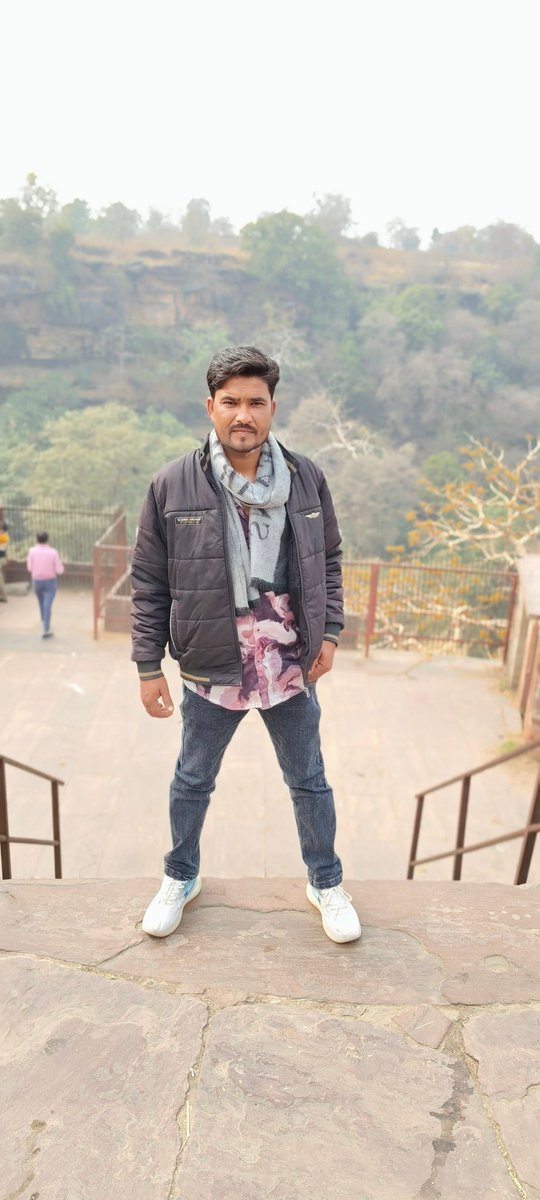 mk716451's tweet photo. जय भीम जय संविधान जय हिंदुस्तान। https://t.co/kfXzFalgd9