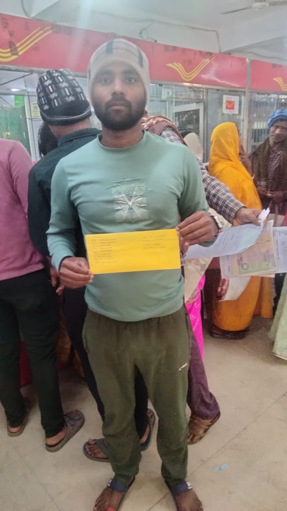 chhotus59735191's tweet photo. 1.5 Lakh students cleared all stages of army recruitment (2019-2022), but their joining letters never came.
Why is the government silent on their struggle?
These youth demand justice and their rightful place!
#PendingSenaBharti https://t.co/8pUasTt6Ge